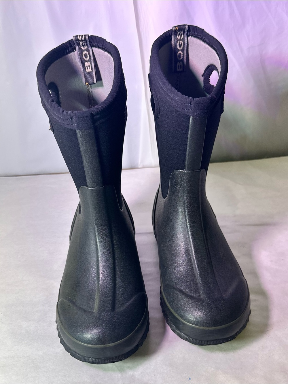 Bogs Kids Black Waterproof Neoprene Pull-On Boots - Picture 4 of 9